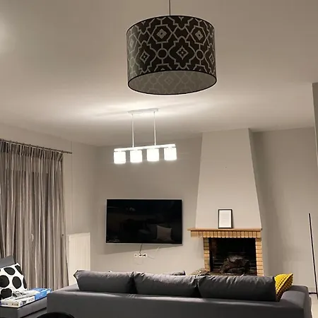 Casa Eleftheria 3 Bedroom With Large Balcony View *